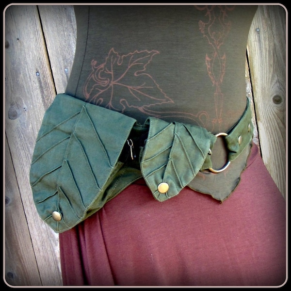 Ceinture utilitaire ~ ceinture à poche feuille, ceinture cottage, sac banane festival vert, ceinture de fée, tenue de la renaissance ~ sac banane en tissu végétalien