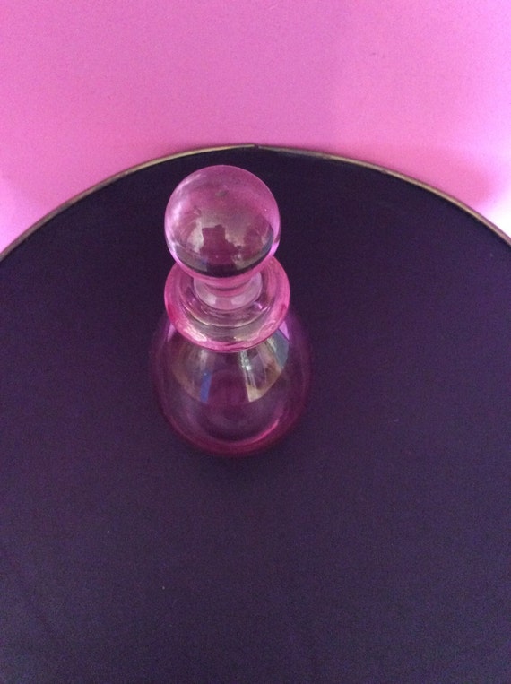 Oval shape pink glass perfume bottle | Etsy Oval shape pink glass perfume bottle | Etsy