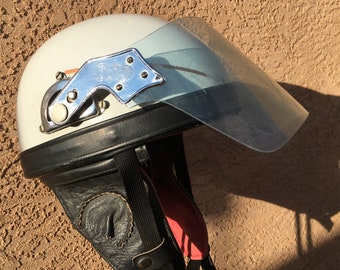 Girls Superb Vintage Composite Riding - Riot Helmet with Face Shield and original Hardware