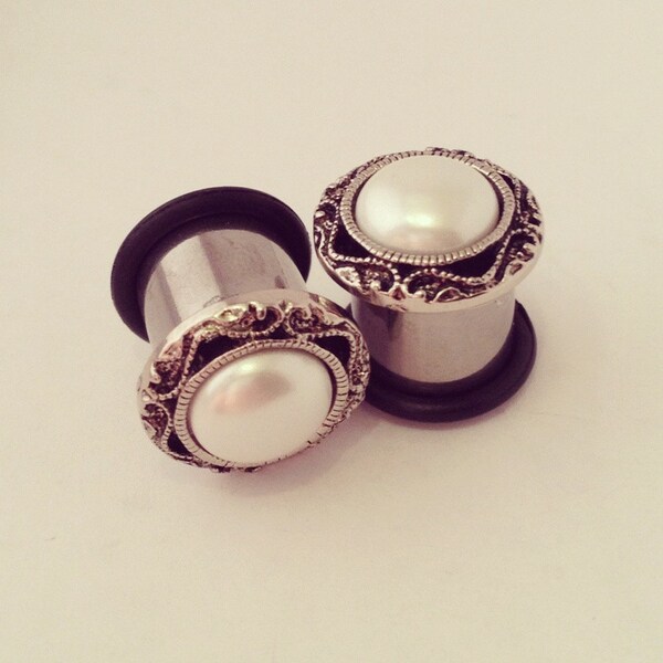 2g - 3/4" Silver Faux Pearl - Plugs Gauges Wedding Plugs