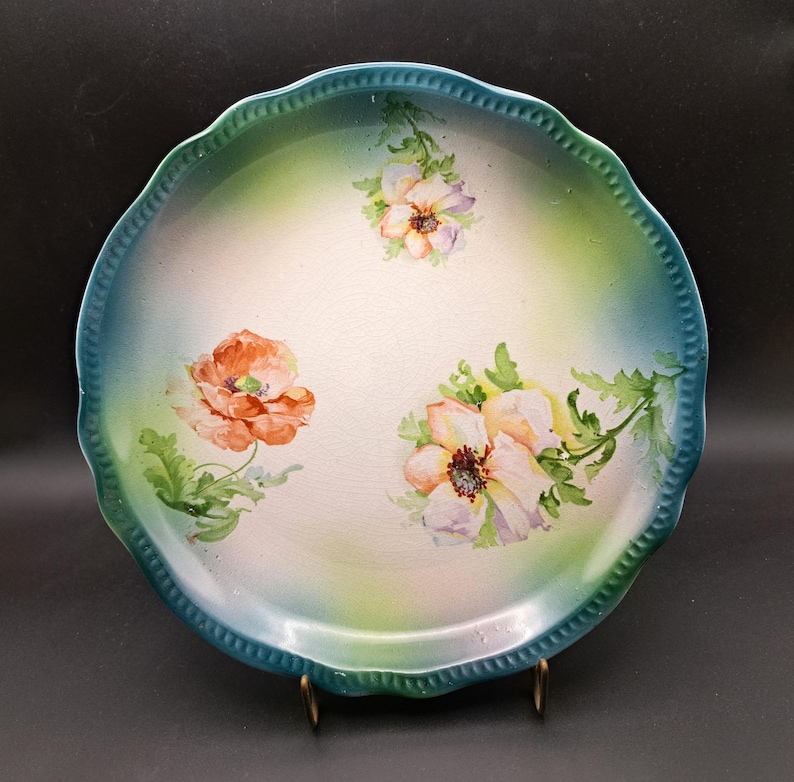 Steingut-Fabrik und Kunsttöpferei F.A. Mehlem Porcelain Plate, Poppies and Beaded Green Rim (c. 1880-1920 Germany) image 1