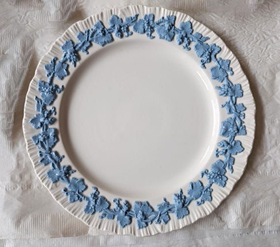 ウェッジウッド エンボス加工 クイーンズウェア ラベンダー（ブルー