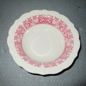 Syracuse China STRAWBERRY HILL Restaurant Ware 6-3/8&quot; Rim Cereal Bowl (c. 1982)