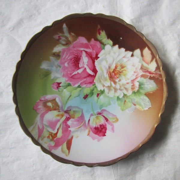 O&EG Gutherz Royal Austria 8-7/8" Hand Painted Plate, Signed, Gold Trim (c. 1890s-1900s)