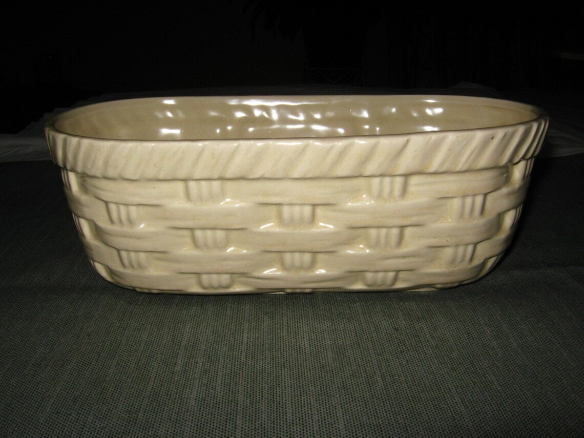 McCoy Floraline Large Basket Weave Planter 586 Tan Bone Etsy