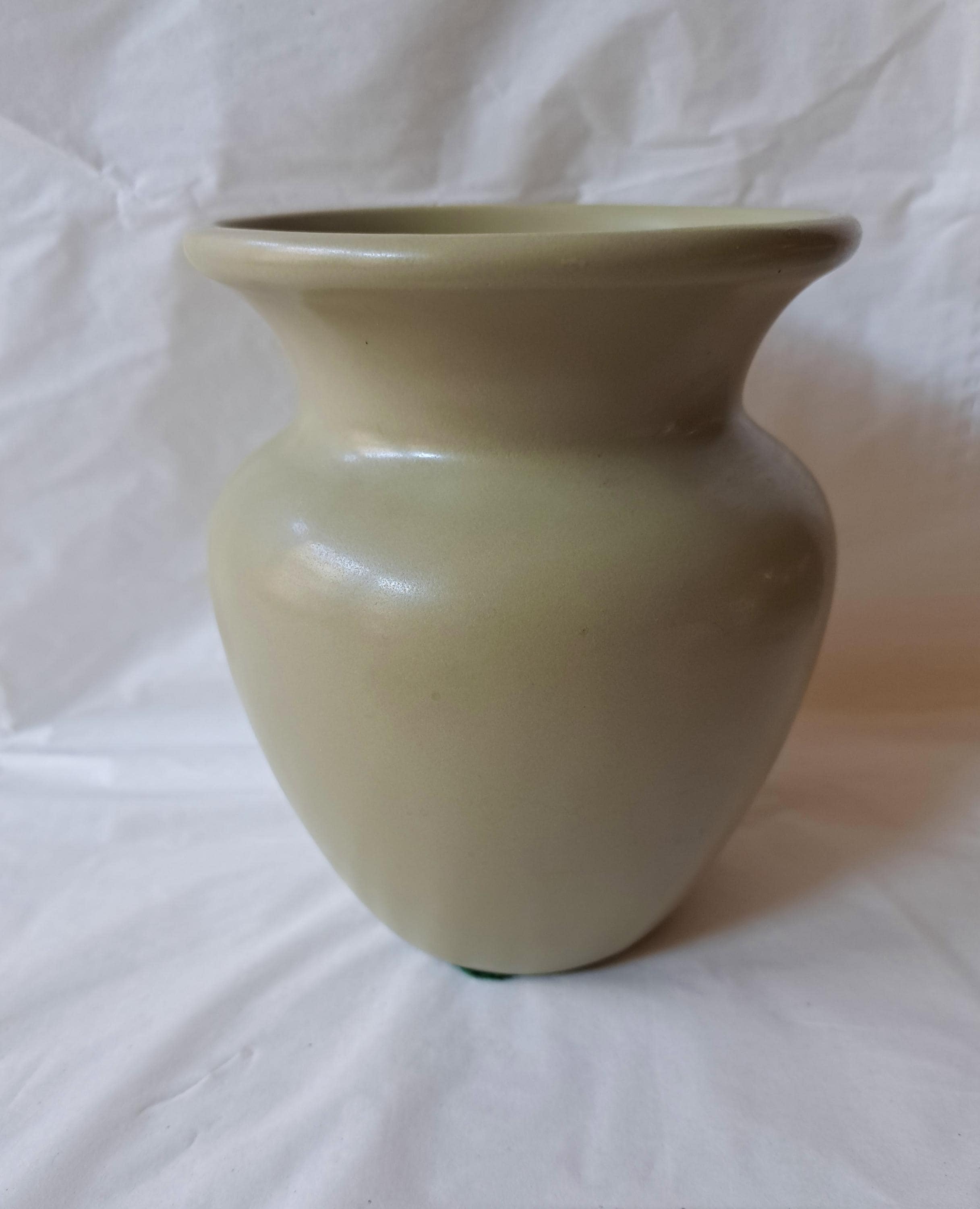 ヘーガー陶器 5.5インチ 壷型花瓶 533-20 サテンセージグリーン