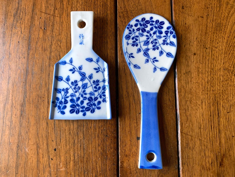 1 VTG Japanese shamoji rice scoop or oroshigane grater signed kutani ware handpainted cobalt blue sometsuke botanical porcelain Japan gift image 1