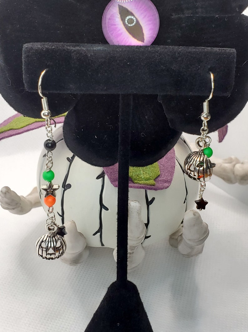 HALLOWEEN Jack-o-Lantern Non-Matching Earrings