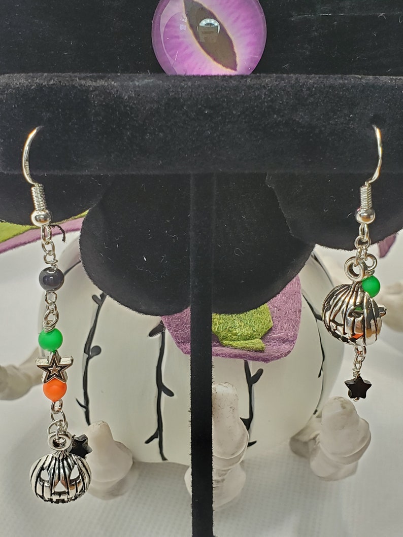 HALLOWEEN Jack-o-Lantern Non-Matching Earrings