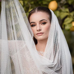 Swiss Dot Veil | Soft French Tulle, Rounded Edge, Single Tier Bridal Accessory LINNEA