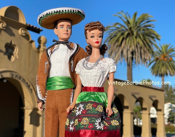 Vintage Barbie & Ken in Mexico