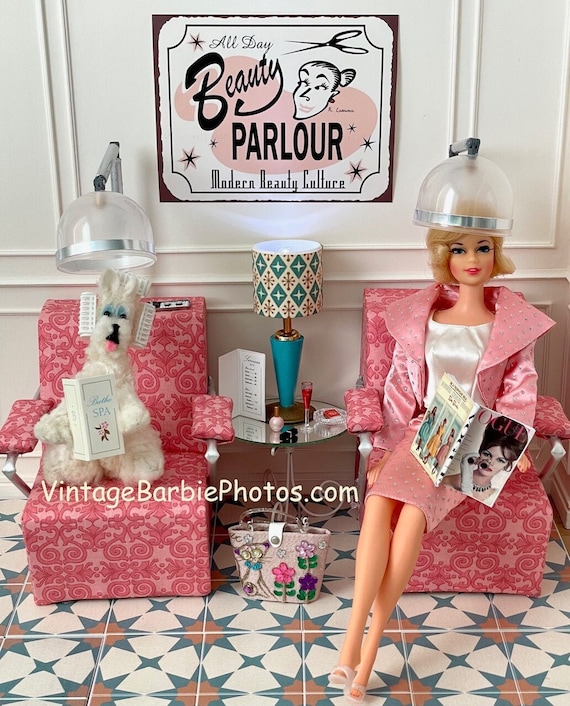 Vintage Barbie Beauty Parlour