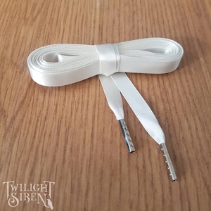 OFF WHITE BRIDAL E 10mm double faced satin ribbon lacing tipped with silver metal aglets suitable for  corsets, stays and shoe lacing