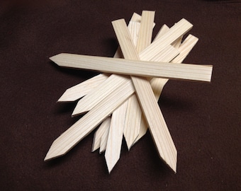 Garden plant markers wood cypress 9" x 3/4" bakers dozen 13