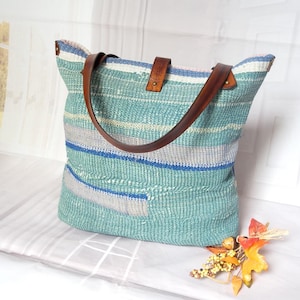 Large Kantha and leather shoulder bag, Boho Kantha tote bag, Weekender kantha bag, Travel kantha bag, Everyday boho kantha bag