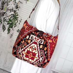 Mexican style Carpet shoulder bag, Large rug crossbody bag, Everyday carpet bag, Hippie rug crossbody bag