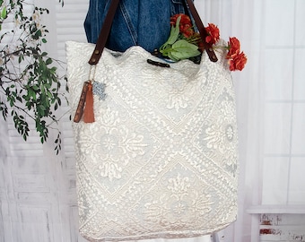 Large Baroque  style Carpet tote bag,   Woven Carpet shoulder bag, Baroque style Oversized tote bag,  Everyday, Travel bag