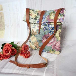 Vintage Tapestry crossbody bag, Gobelin tapestry bag, Everyday summer bag,  Boho Floral tapestry bag, Tapestry Everyday Bag