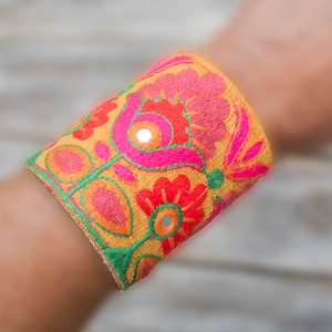Women cuff bracelet, Fabric cuff bracelet,  Indian cuff bracelet, Indian Embroidered  sari cuff bracelet, Hippie, Gipsy cuff bracelet,