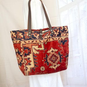 Large kilim style carpet tote bag, Kilim style carpet shoulder bag, Everyday boho carpet bag, Shopper, Travel  bag, Beach bag