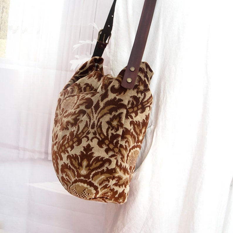 Baroque pattern carpet bag, Shoulder silk carpet bag, Brown floral crossbody carpet bag image 4