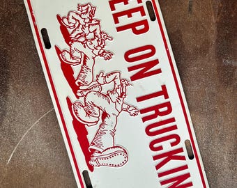R. Crumb 70s KEEP ON TRUCKIN license plate