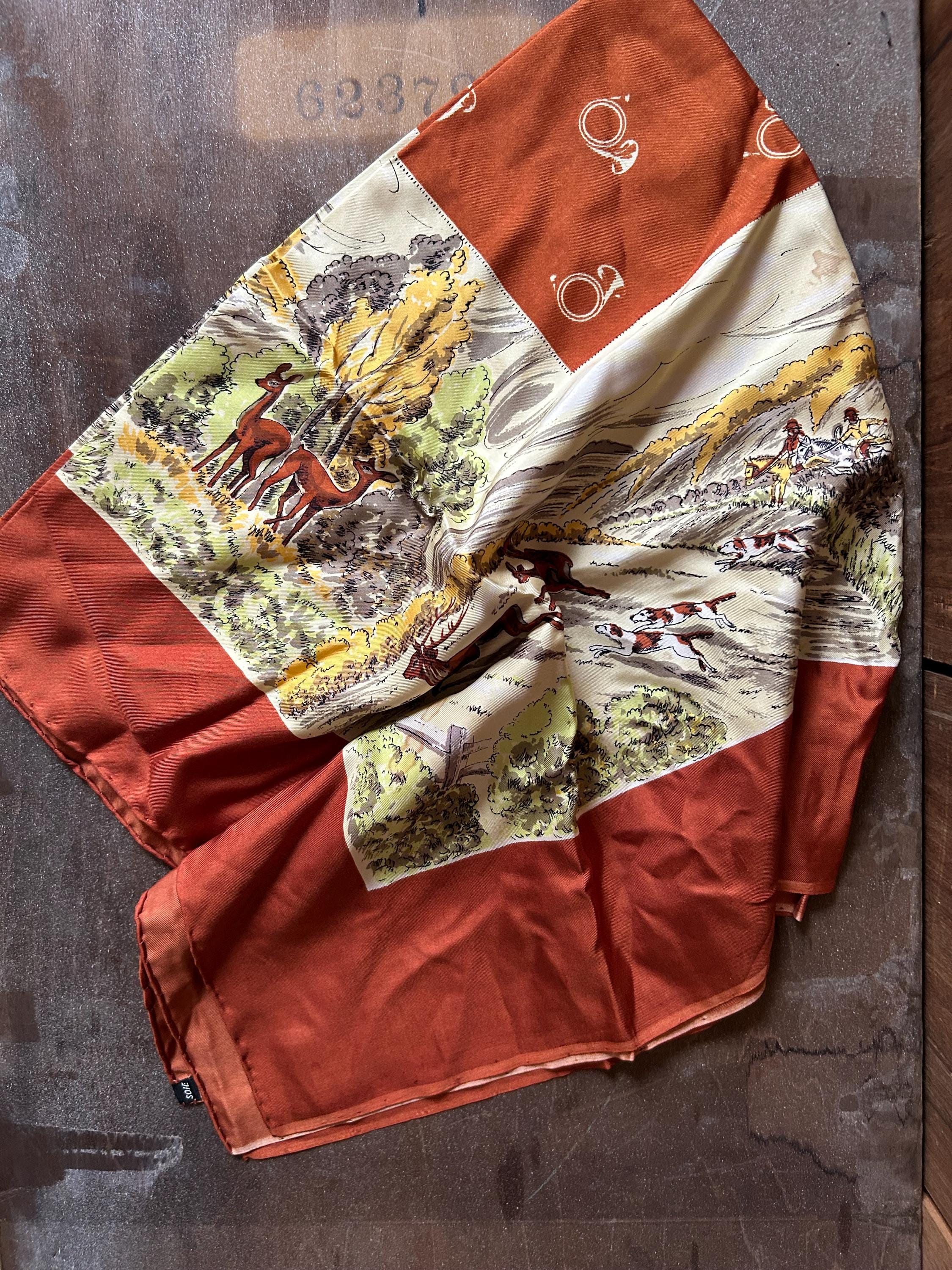 HERMÈS ヴィンテージ・スカーフ　FOX HERMES - HERMES エルメス 80S VINTAGE ヴィンテージ スカーフ柄