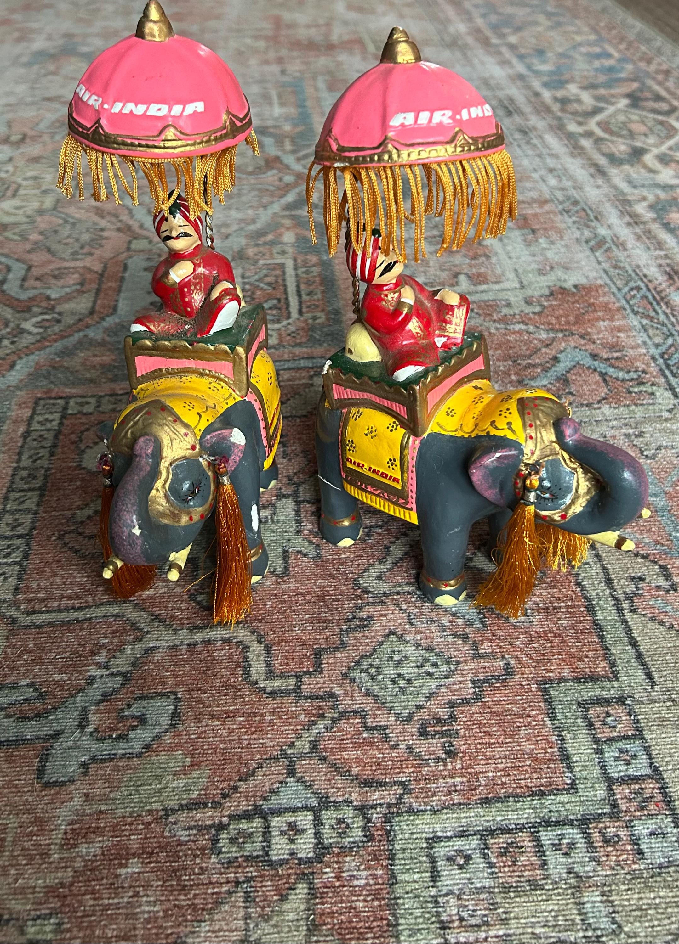 Air India マハラジャ 置物 5体セット インド航空 ヴィンテージ Vintage Air India Maharaja Elephant Display Figurines - Etsy