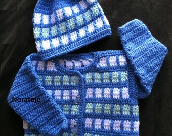 Squares on blue baby set pattern