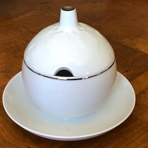 Vintage Rosenthal “Platinum Band” (Pattern 9010) - Round Covered Gravy Bowl, Vintage Bavarian China