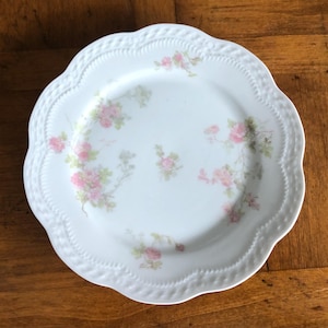 Antique Haviland (Schleiger 42p) - Single Bread Plate