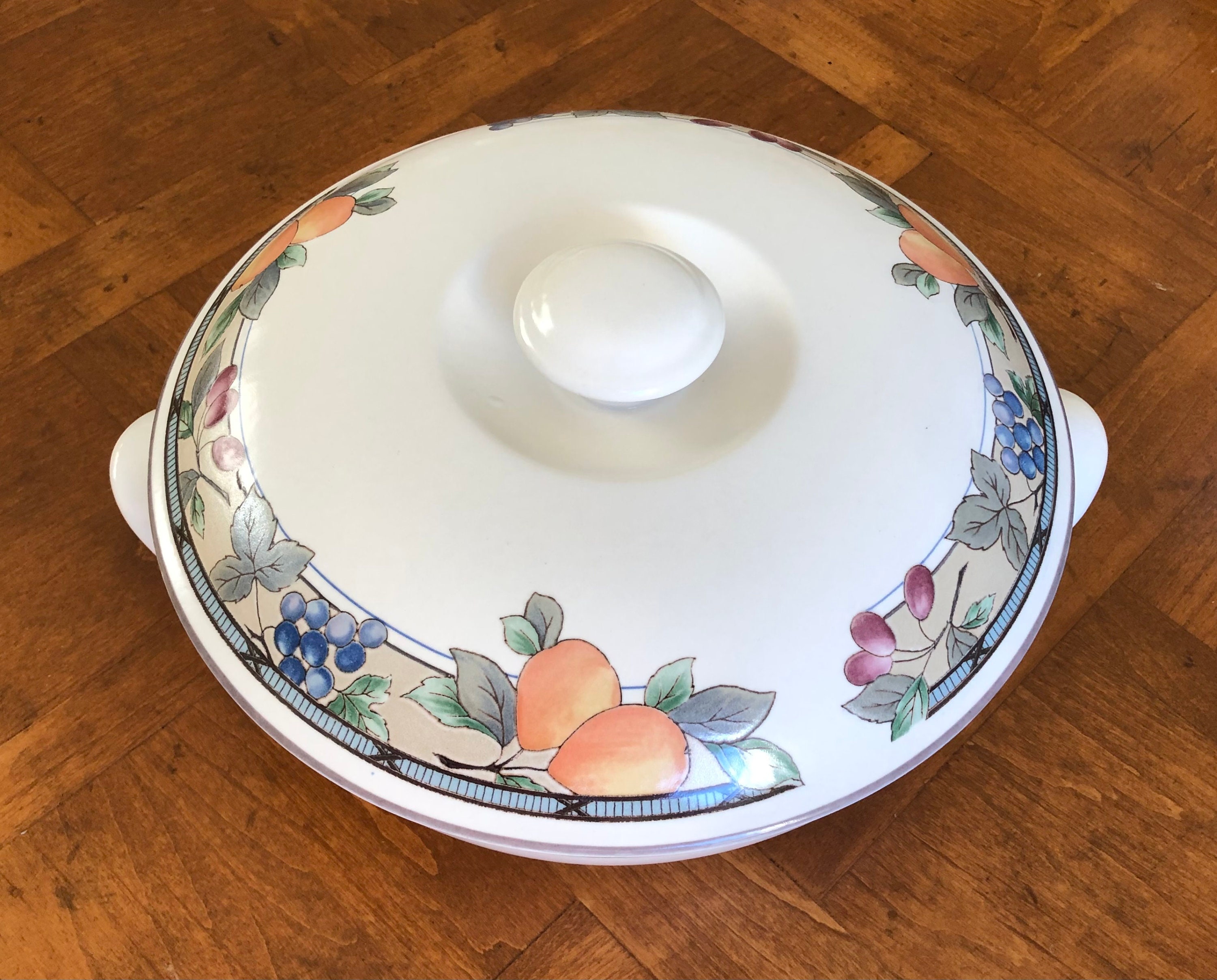 Vintage Mikasa Intaglio 