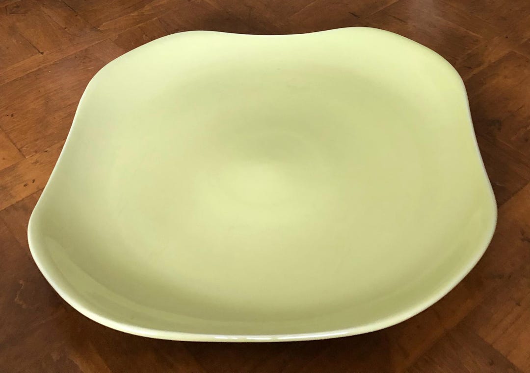 Vintage Oneida “russel Wright Lettuce Green” - Square Chop Plate