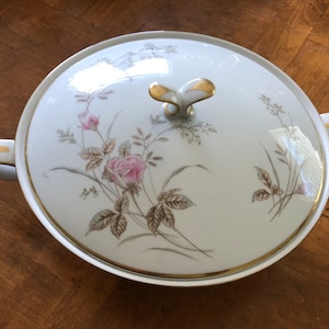 Vintage Noritake &quot;Luise&quot; (5763) - Round Covered Serving Bowl