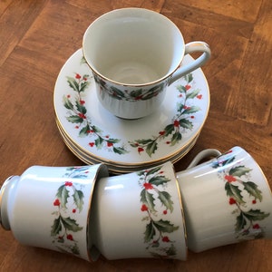 Vintage Royal Gallery “Holly” - Four Teacups and Four Saucers, Christmas China, Holiday China