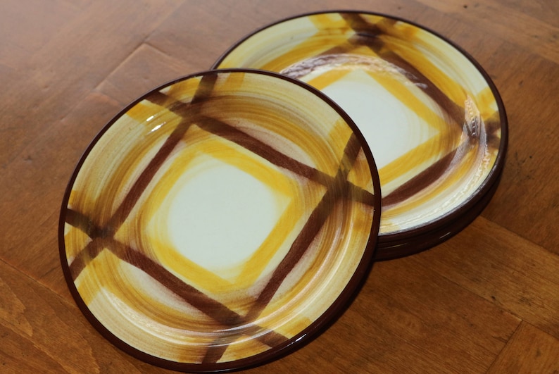 Set of Four Bread or Small Dessert Plates Vernonware Organdie Hand-Painted California Brown and Yellow Plaid Pattern Pottery