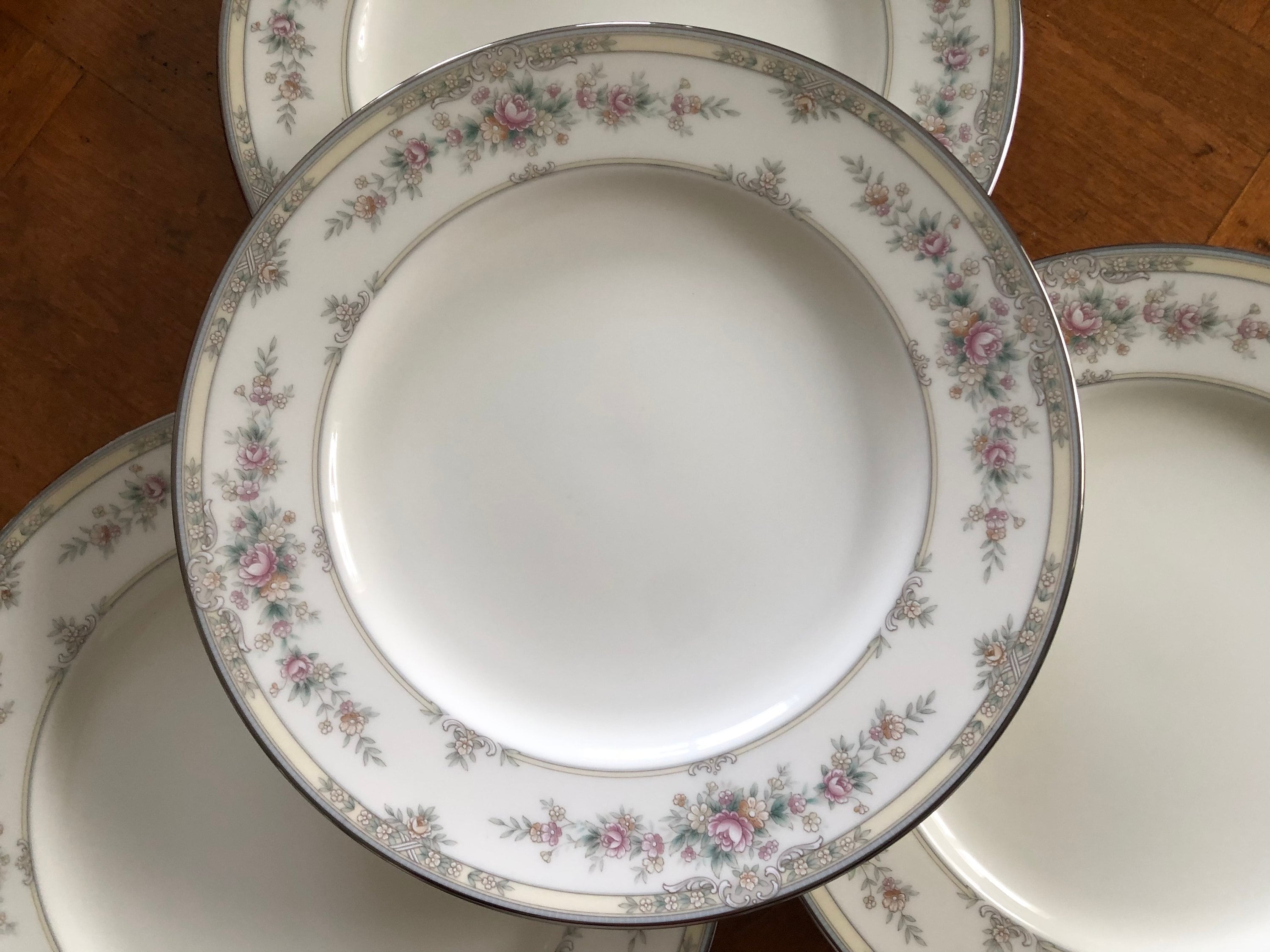 ノリタケ 9729 シェナンドー ヴィンテージ クリーム＆フローラル Noritake China 