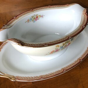 Vintage Noritake &quot;Georgette&quot; Red and Gold Pattern - Gravy Boat With Attached Underplate