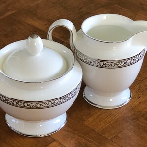 Vintage Villeroy Boch &quot;Eloise&quot; Creamer and Covered Sugar Bowl