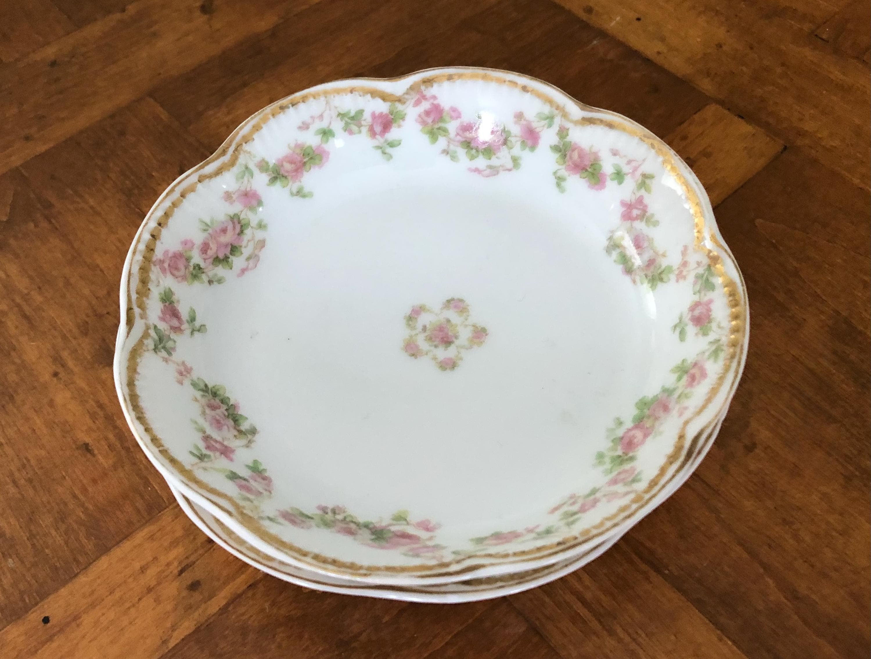 Antique Haviland (france) (schleiger 270A Pattern) - Set of Two