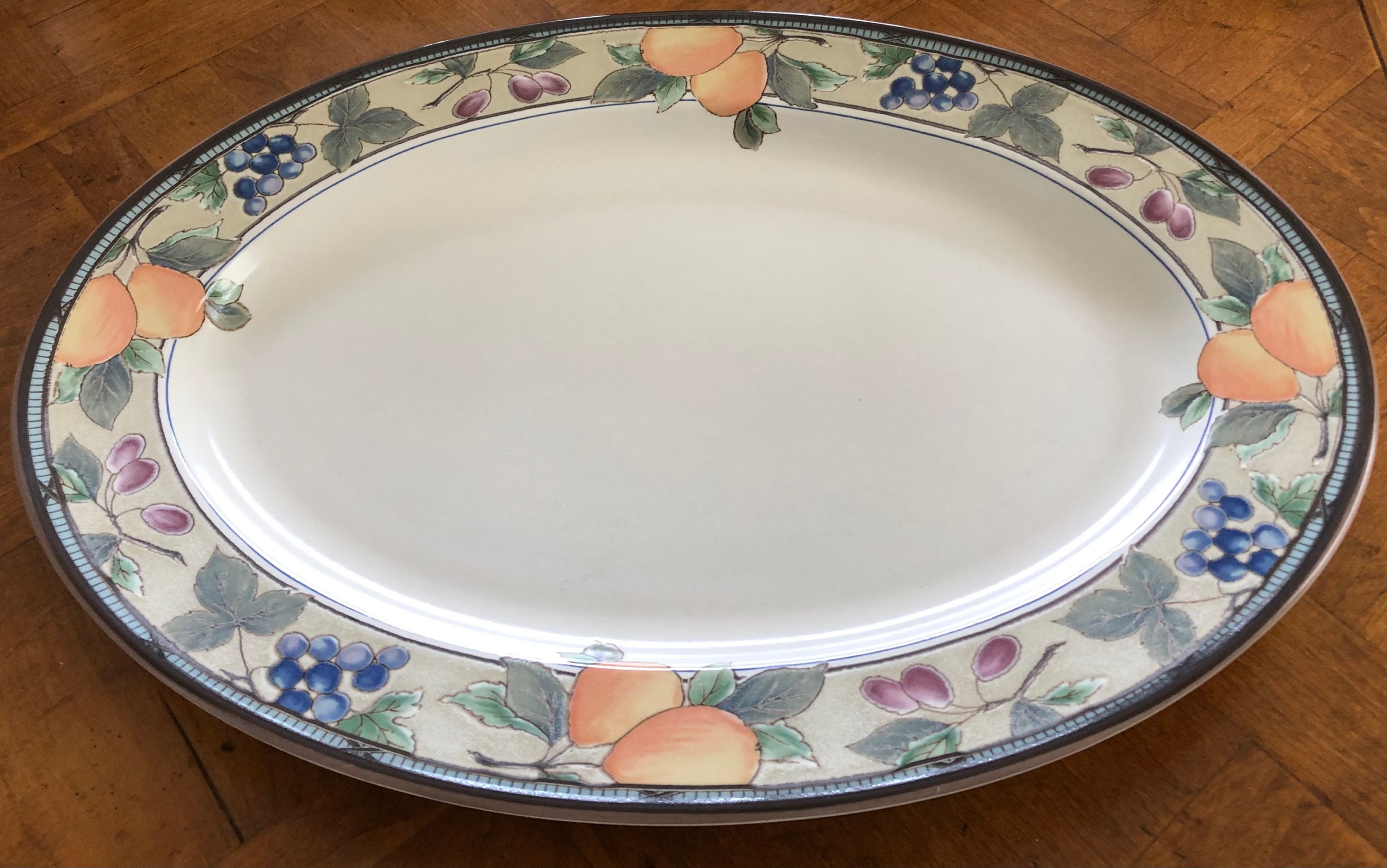 Vintage Mikasa Intaglio 