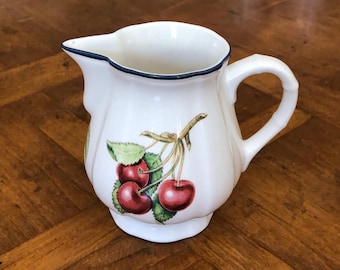 Vintage Villeroy and Boch “Cottage” - Creamer