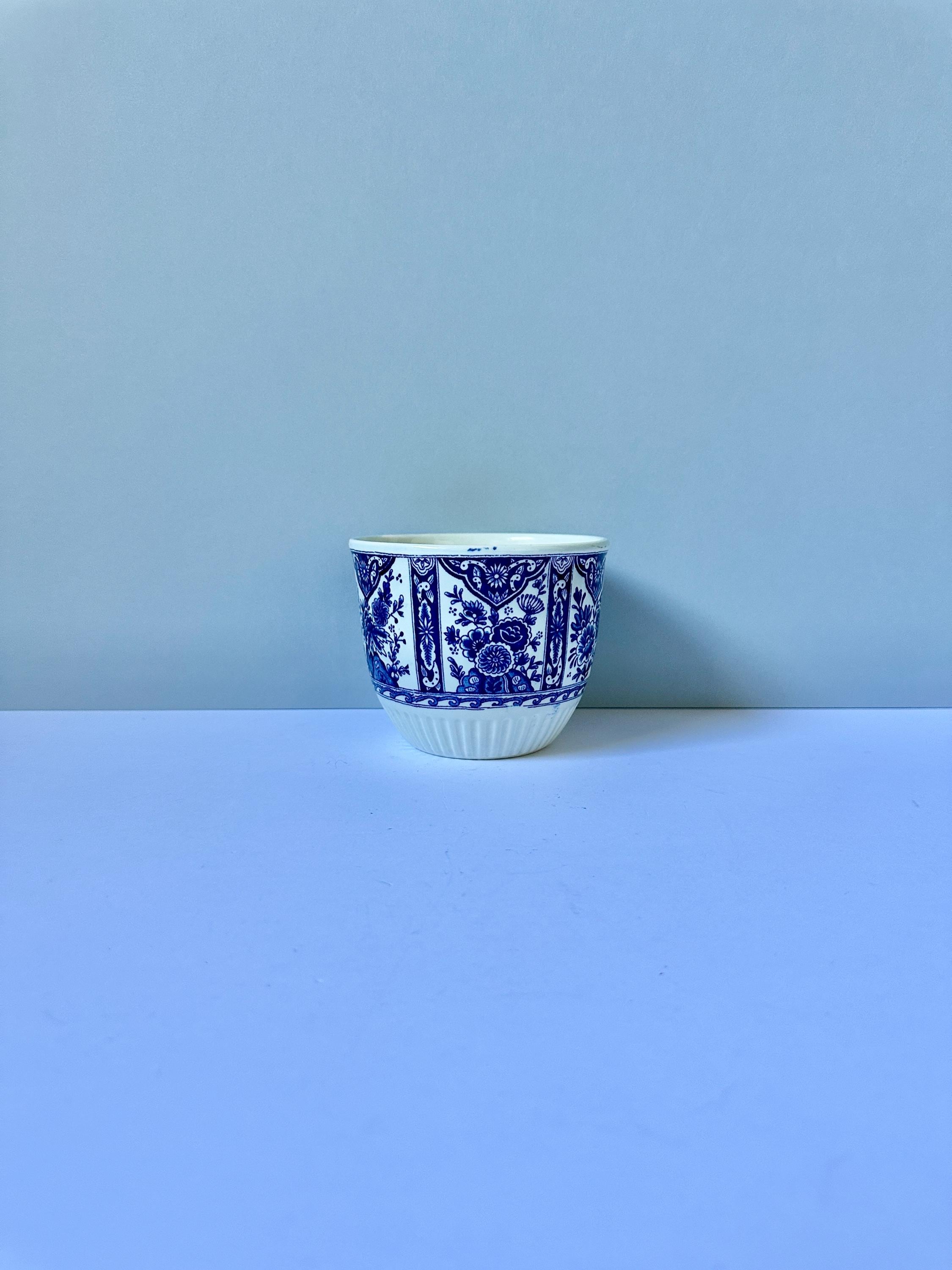 DELFT 青い花柄 陶器製まな板 デルフト陶器 デルフトブルーの花柄陶器プランター：ロイヤルスフィンクス オランダ
