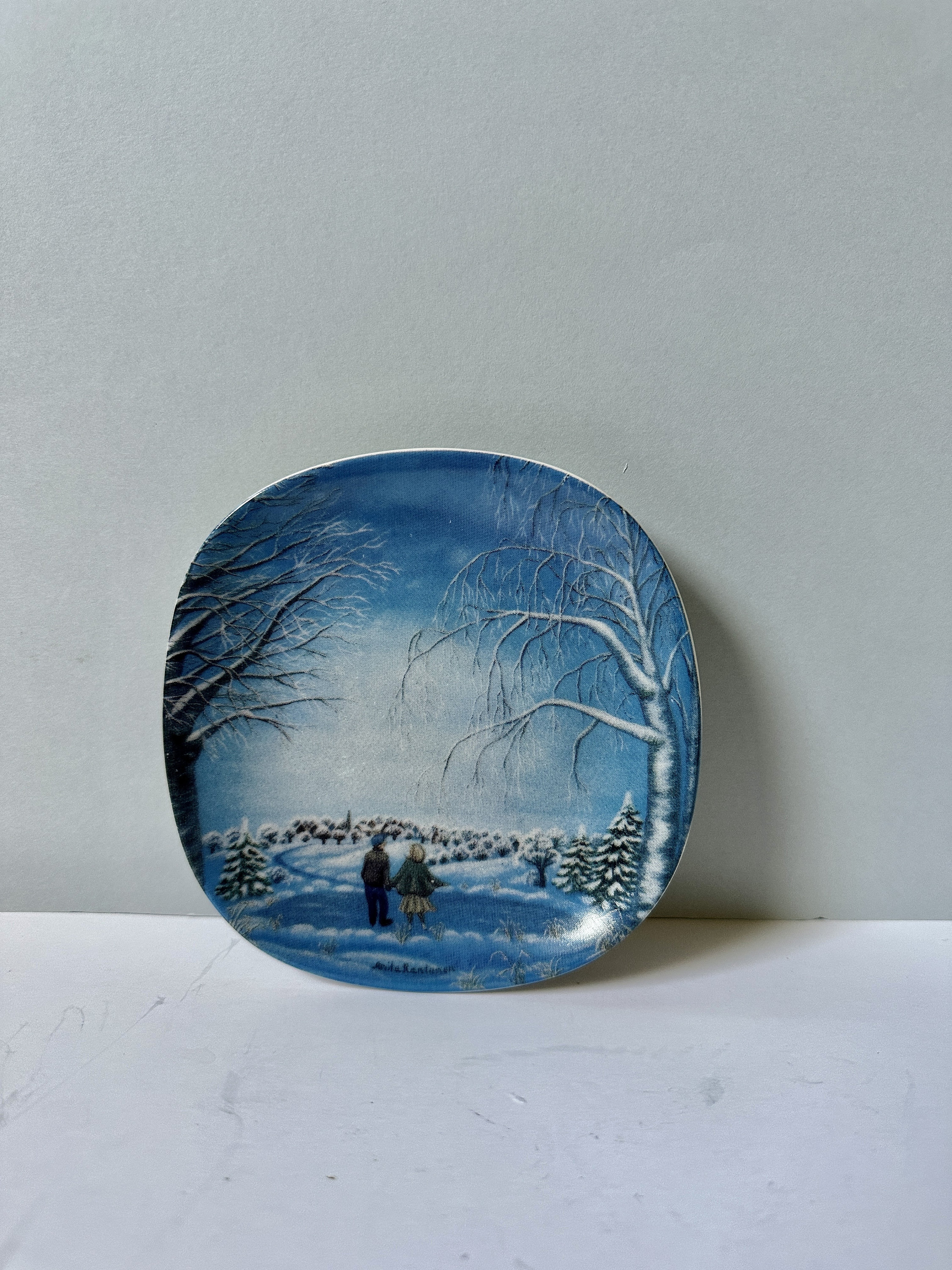 Vintage Arabia Finland Ceramic Wall Plate: Winter Scene by Anita