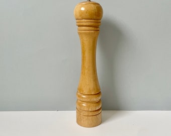 Deense Grote Houten Pepermolen - Vintage Scandinavische Zout Pepermolen Mid Century Modern