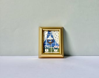 Compra 2 y llévate 3. Azulejo de porcelana vintage Anne Marie Odegaard Porsgrund: acogedora escena de ventana de cocina, decoración de pared estilo cottagecore, arte escandinavo.