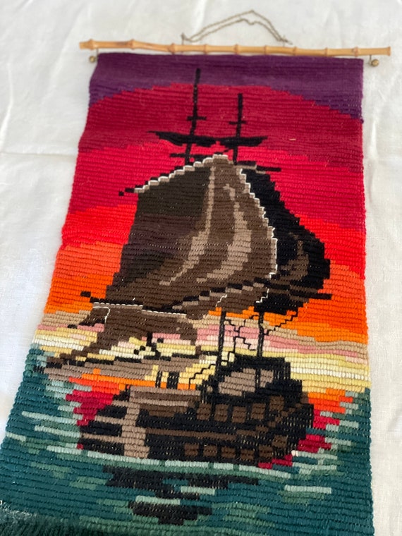 ノルウェーの民芸品 壁掛けタペストリー - スカンジナビア風ベルプル