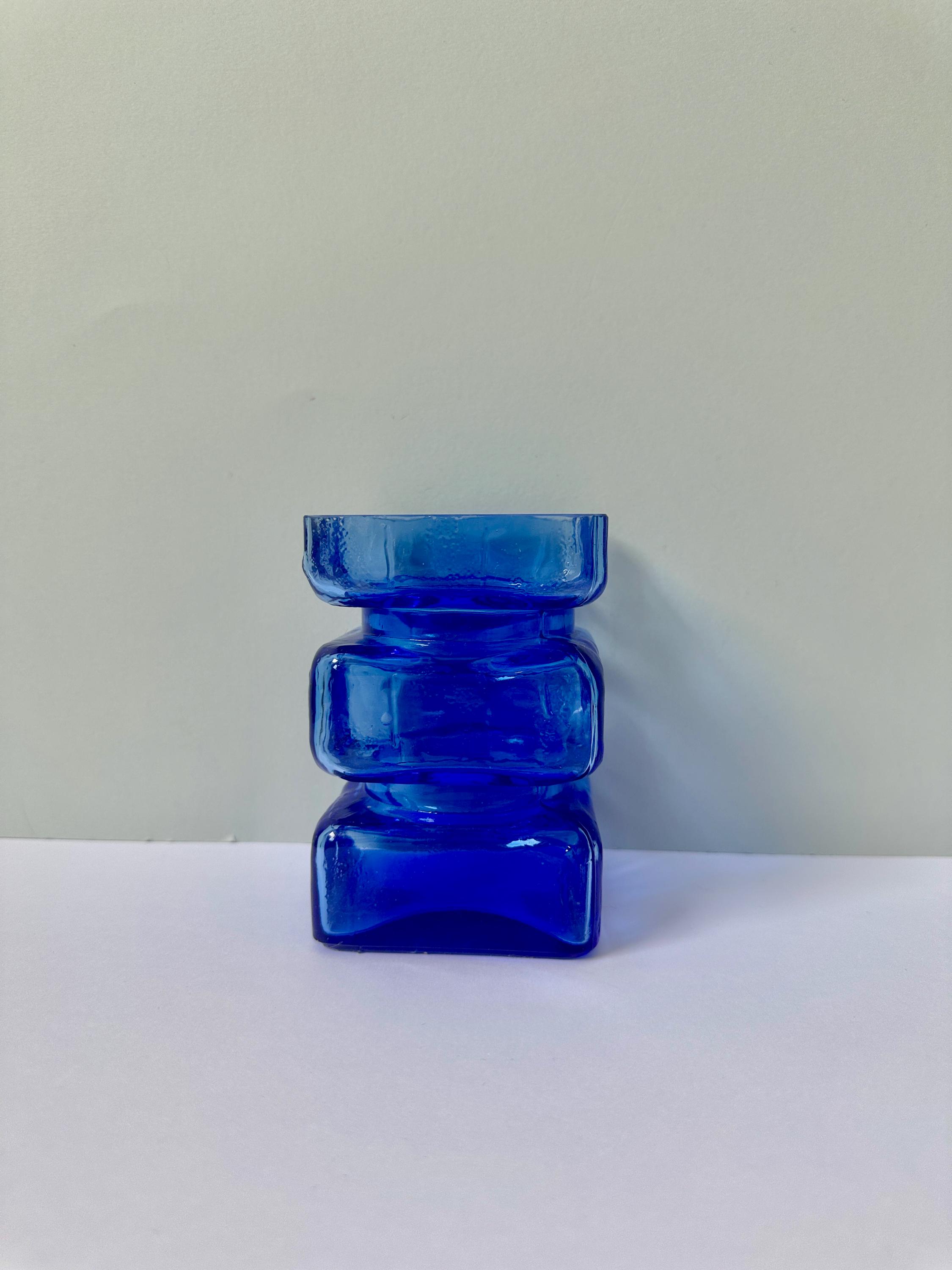 ヴィンテージ ブルー ガラス花瓶 Riihimäen Lasi Oy - Helena Tynell