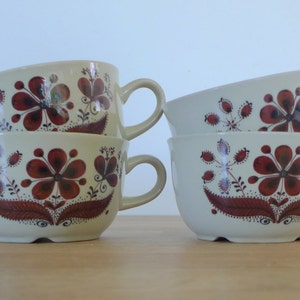 Tasses à thé et soucoupes Figgjo Flint Hedda - Set de quatre scandinaves vintage scandinaves, design moderne Mid-Century, Norvège