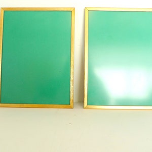 Zwei Vintage goldene Metall Bilderrahmen - Skandinavischer Vintage Bilderrahmen und goldener Holzrahmen 1960er Jahre Zweier Set